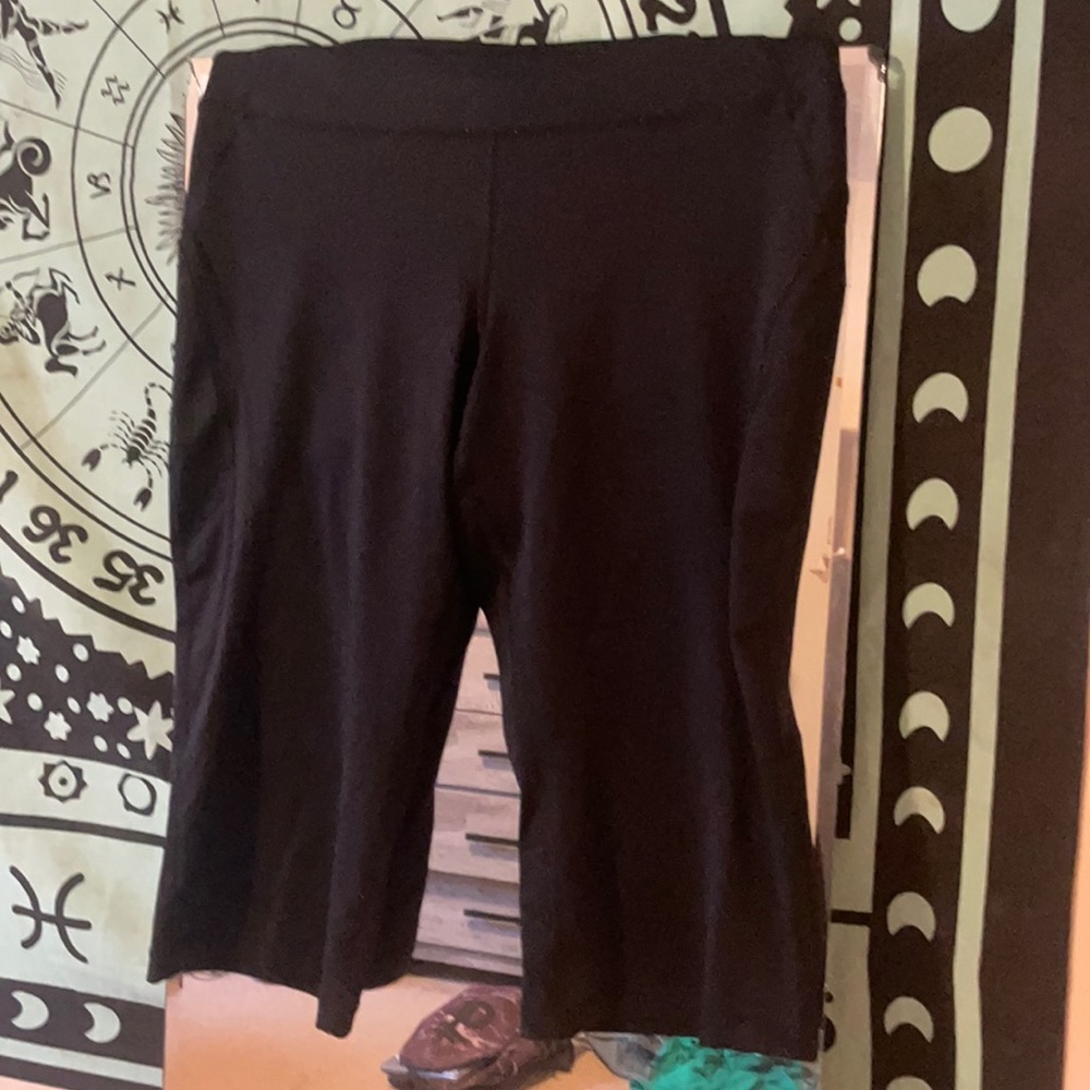 Tek Gear Knee Length Bicycle Shorts BARELY WORN